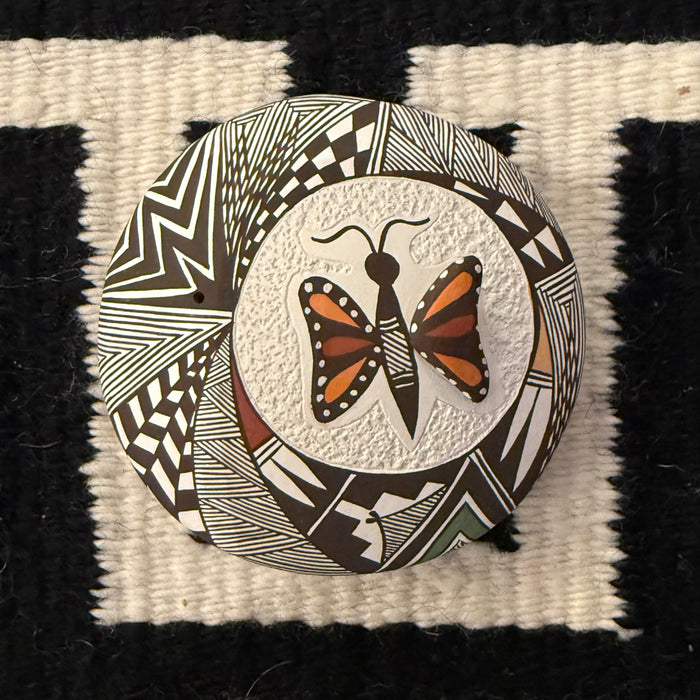 Acoma Seed Pot with Butterfly, by Carolyn Concho