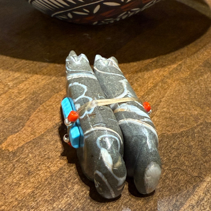 Double Wolf Zuni Fetish, by Todd Westika