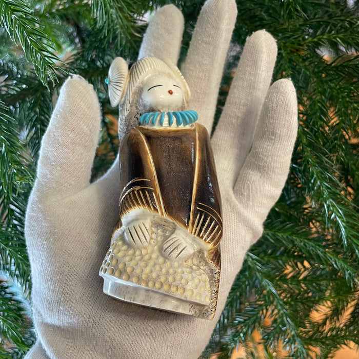 Corn Grinding Maiden, by Claudia Peina, Zuni