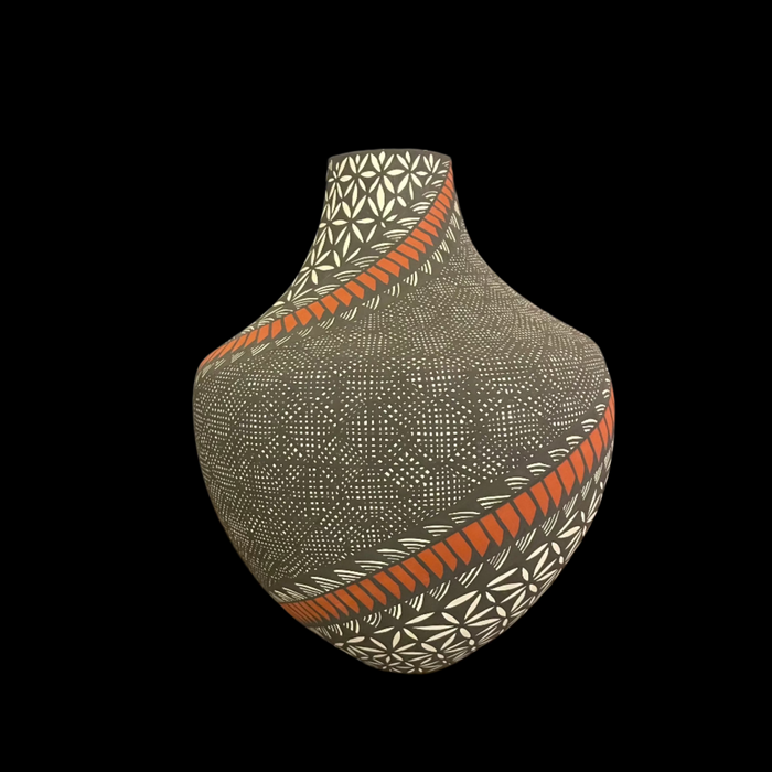Acoma Fine Line Pot, by Sandra Victorino