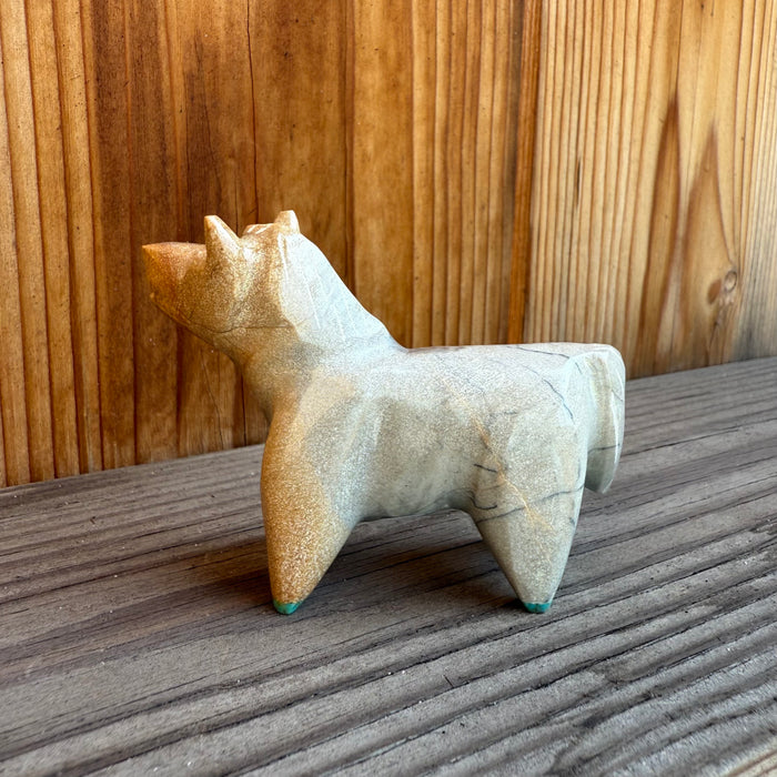 Marble Horse Fetish, by Enrike Leekya