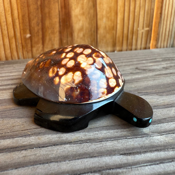 Jet Turtle Fetish with Sea Shell, by Amos Pooacha