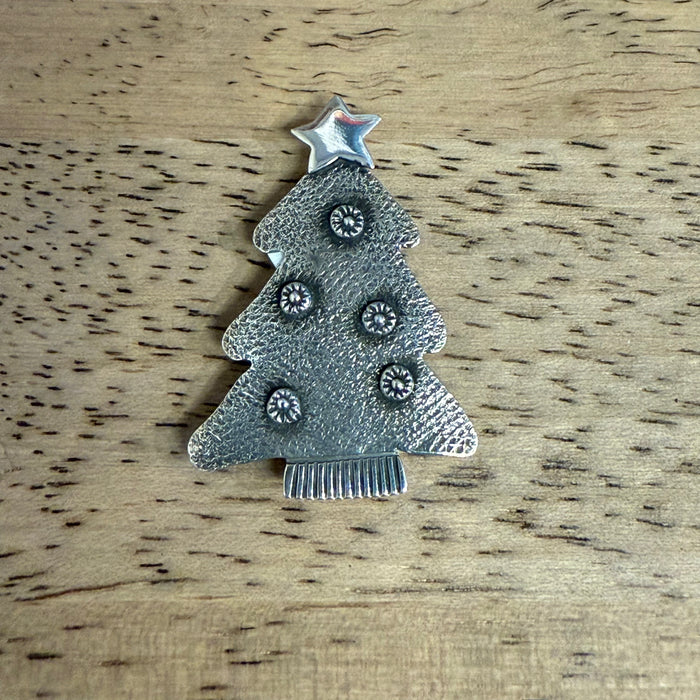 Christmas Tree Pin/Brooch, by Ivan Howard