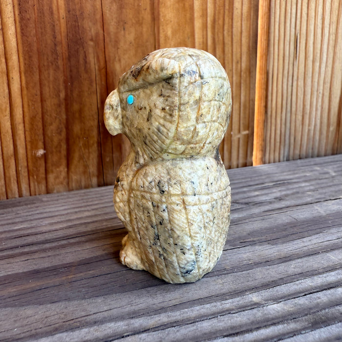 Big Owl Zuni Fetish, by Jonus Hustito