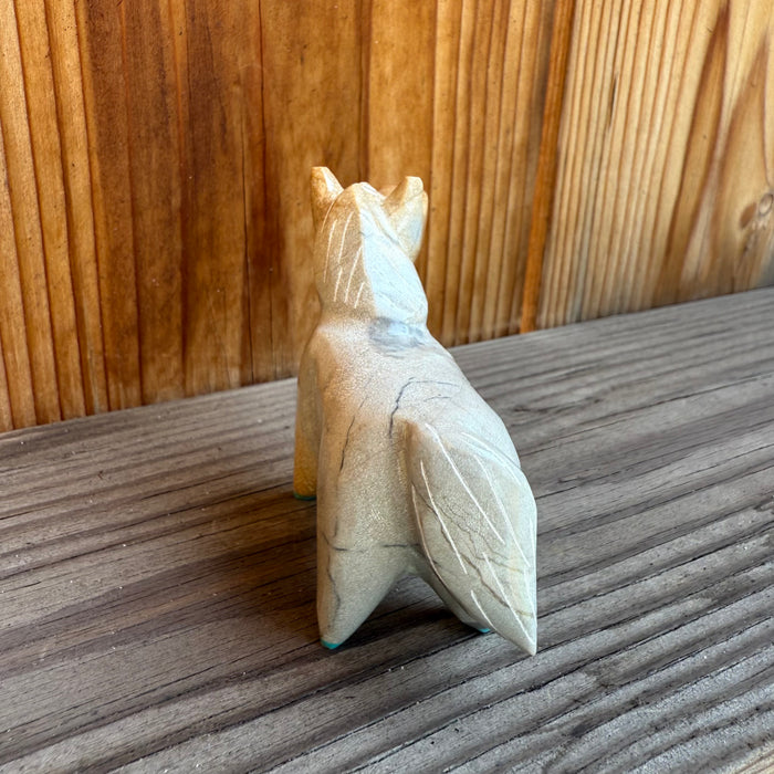 Marble Horse Fetish, by Enrike Leekya