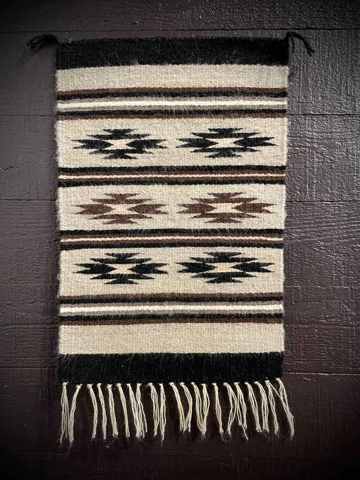 Chinle Pattern Small Navajo Rug, by Atsii' Nineez (Long Hair)