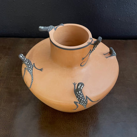 Zuni Peynetsa Pottery at Raven Makes Gallery
