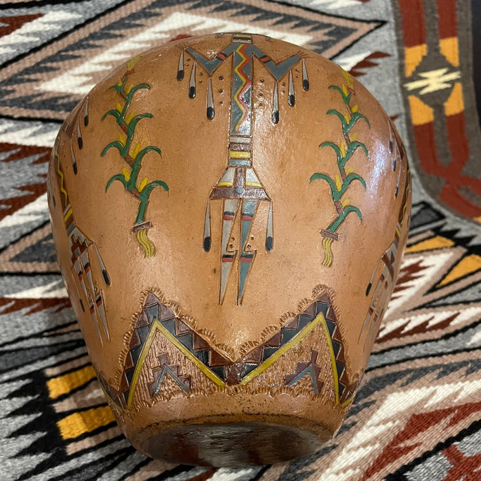 Navajo Pot, by Nancy Ann (Chilly) and Jackson Yazzie