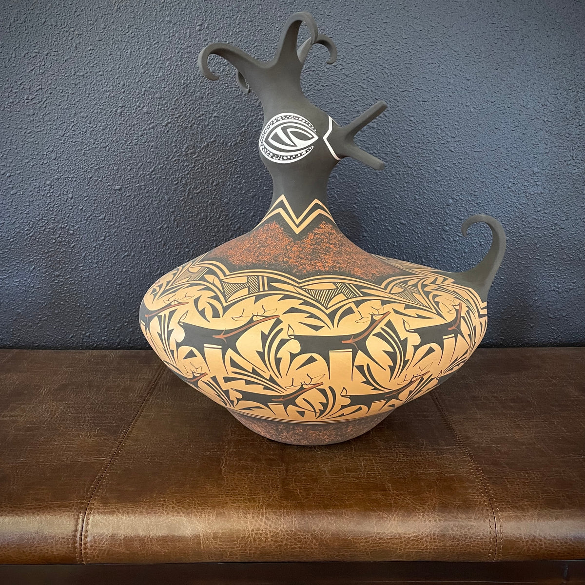 Zuni Duck Pot, by Anderson Peynetsa– Raven Makes Gallery