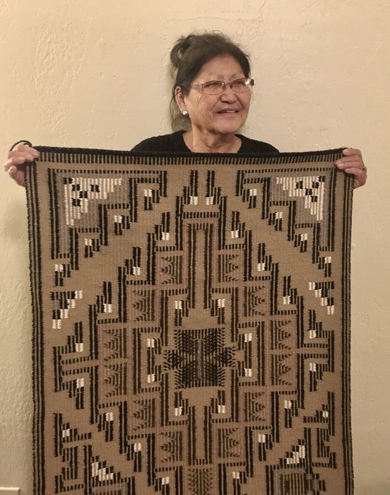 Navajo Weaver Marie Sheppard at Raven Makes Gallery