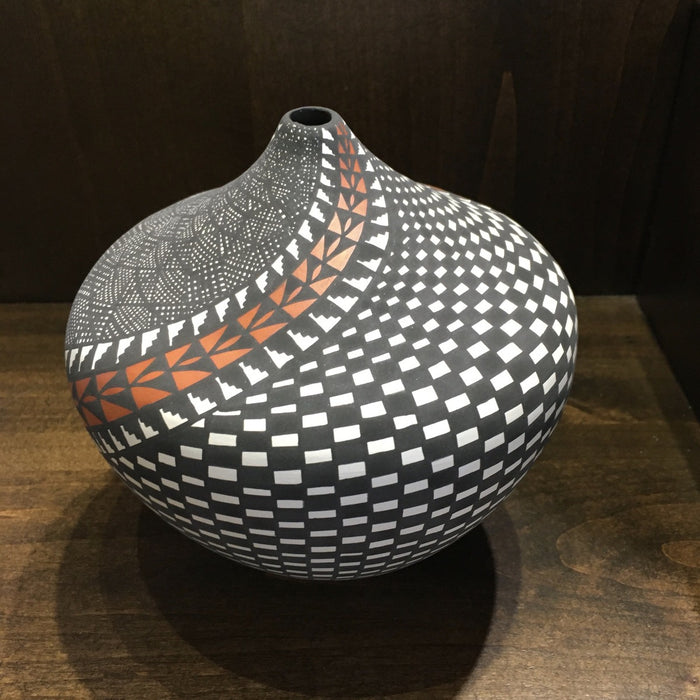 Acoma Fine Line Pottery, by Sandra Victorino