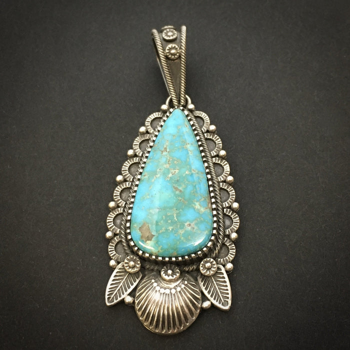 Navajo Jewelry at Raven Makes Jewelry