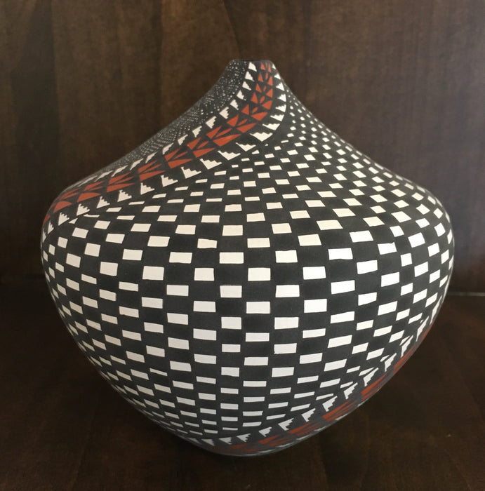 Acoma Fine Line Pottery, by Sandra Victorino