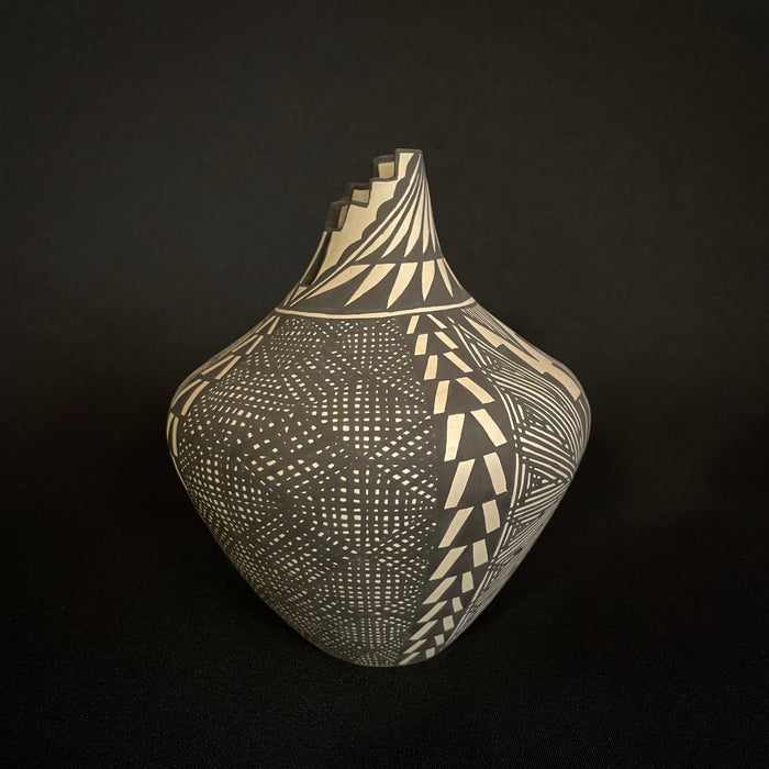 Acoma Fine Line Pottery, by Sandra Victorino