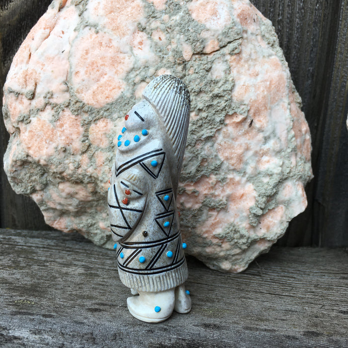 Singing Mother Zuni Carving, by Claudia Peina