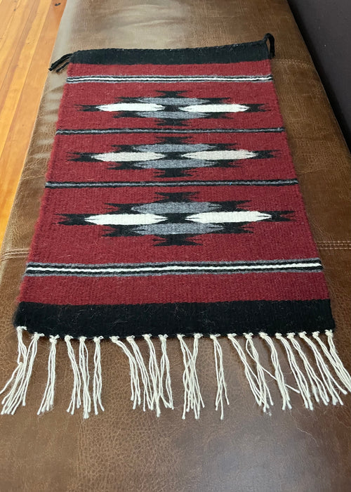 Chinle Pattern Small Navajo Rug, by Atsii' Nineez (Long Hair)