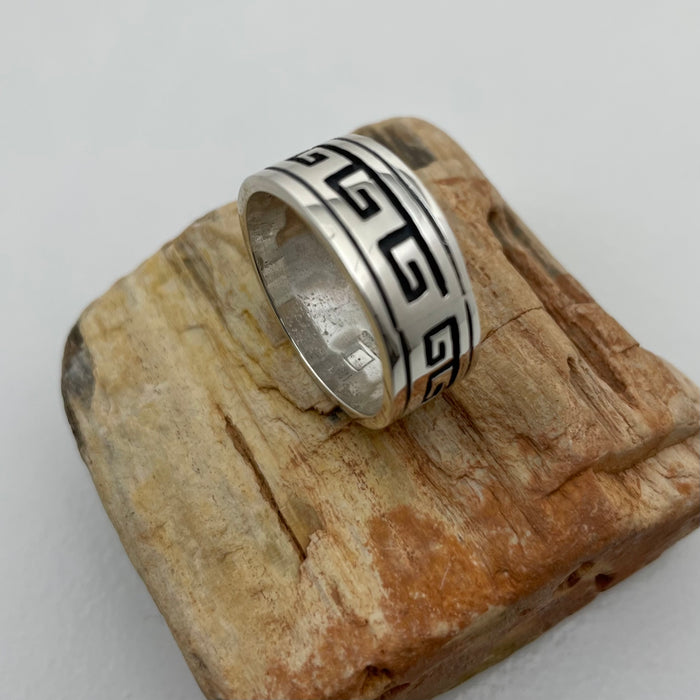 Hopi Silver Moving Cloud Ring, by Gerald Lomaventema