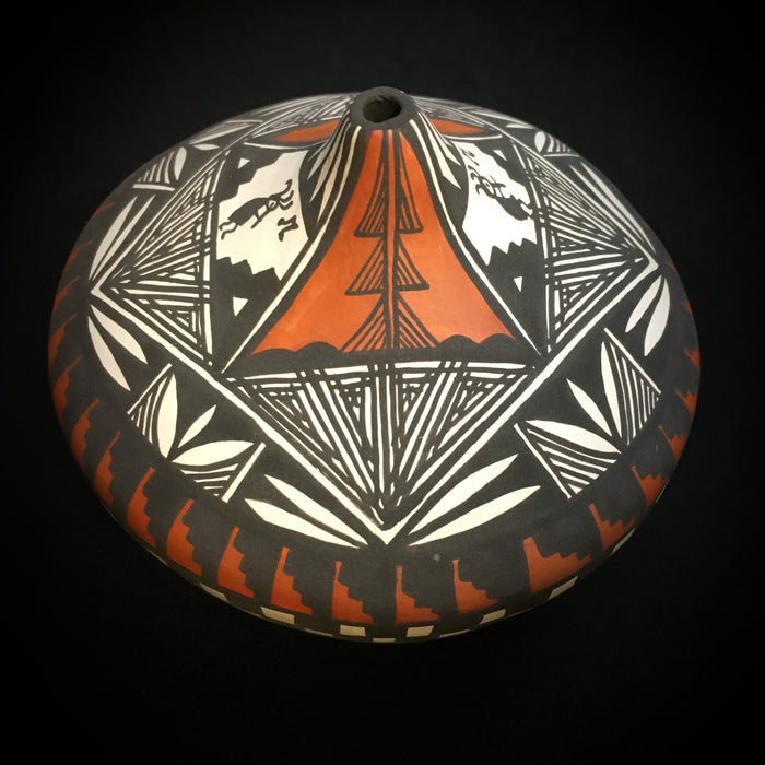Acoma Fine Line Kokopelli Pot, by Sandra Victorino