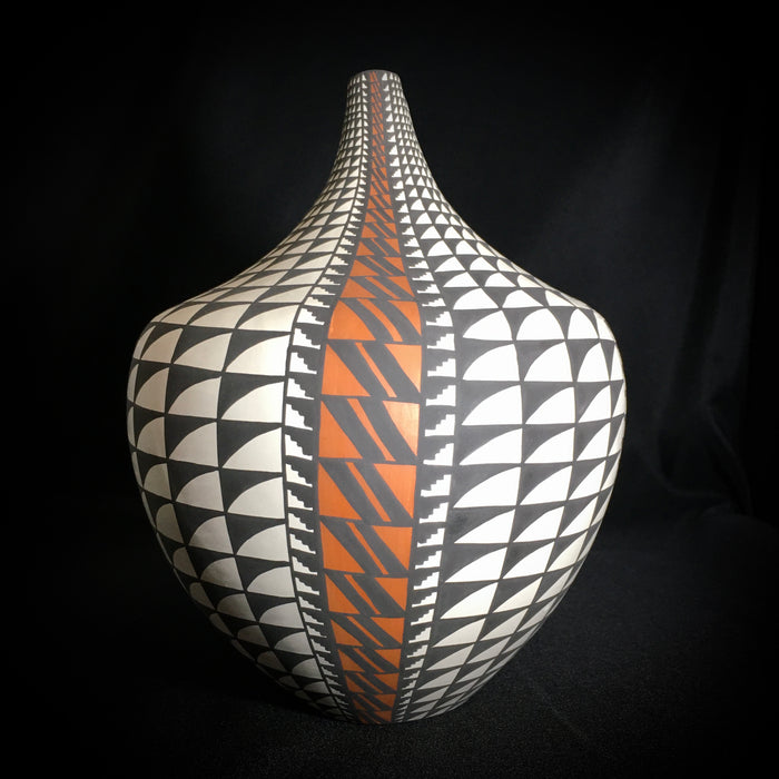 Tear Drop Acoma Pot, by Sandra Victorino