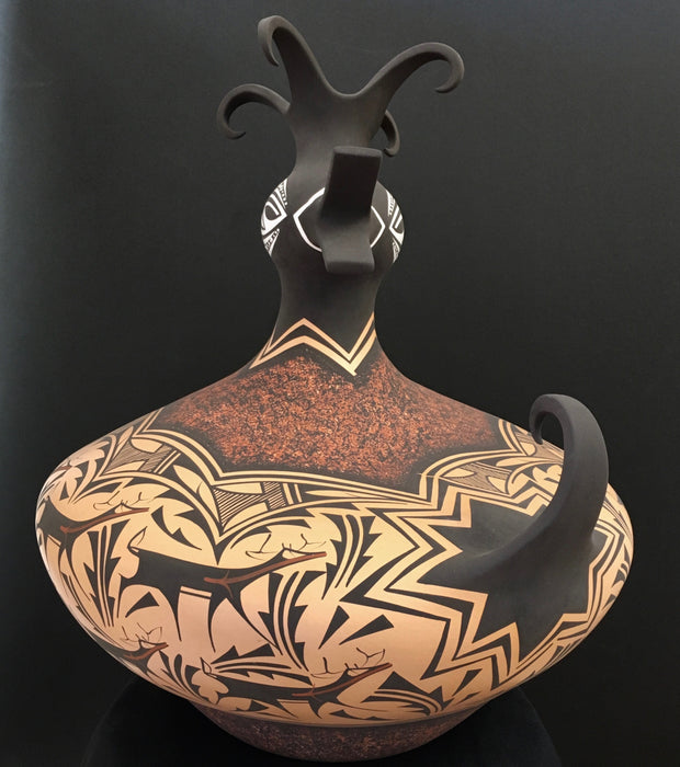 Large Zuni Duck Black on Redware Pot, by Anderson Peynetsa