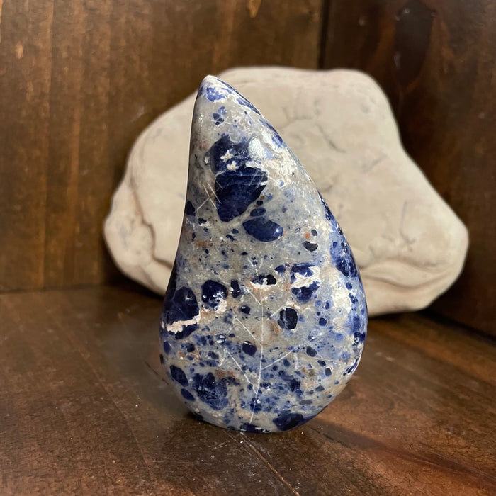 Blue Corn Maiden Zuni Fetish, by Todd Westika