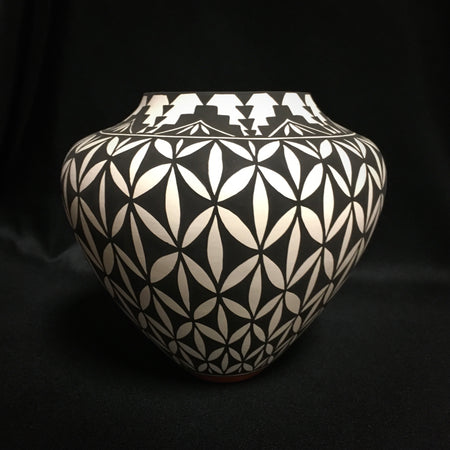 fine Pueblo Pottery, by sandra victorino Acoma