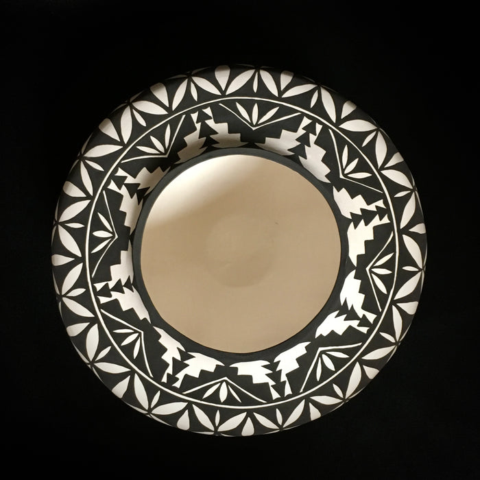 Sandra Victorino Pottery at Raven Makes Gallery