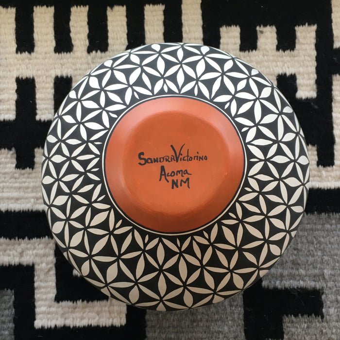 Sandra Victorino Pottery at Raven Makes Gallery