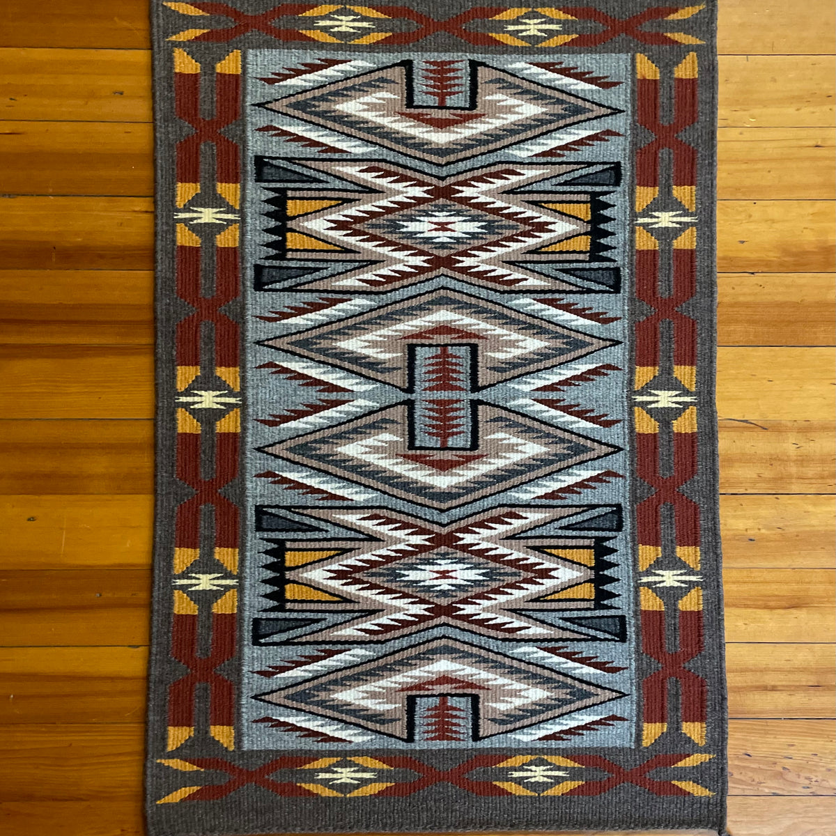 Navajo_Rug_by_Alex_Bitsui_1200