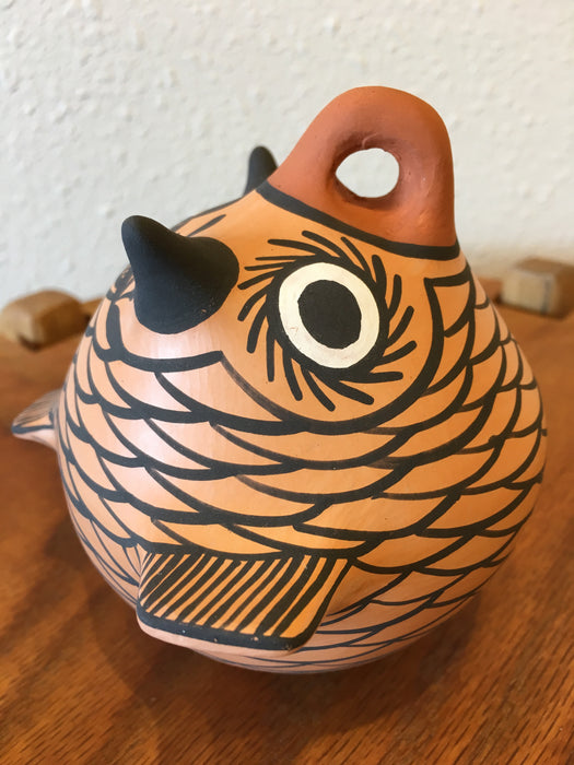 Owl Effigy Zuni Pot, by Anderson and Avelia Peynetsa