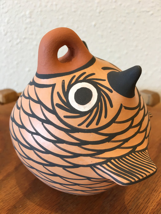 Owl Effigy Zuni Pot, by Anderson and Avelia Peynetsa