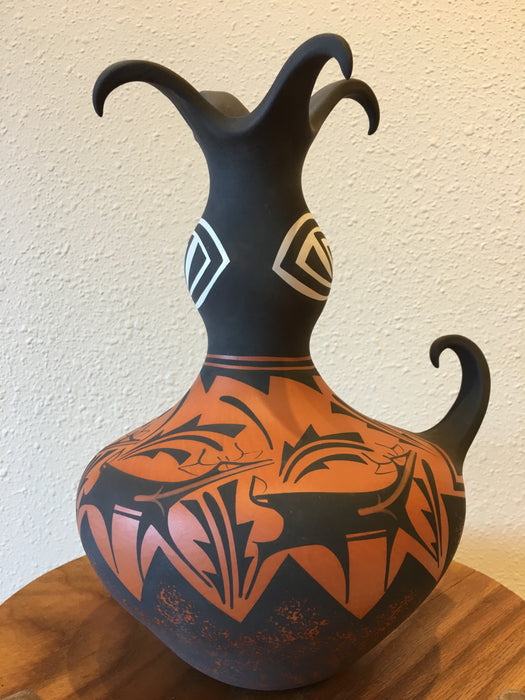 Zuni Duck Black on Redware Pottery Sculpture, by Anderson and Avelia Peynetsa